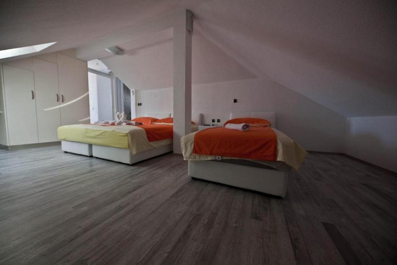 Rooms Aladino Trogir Habitación foto