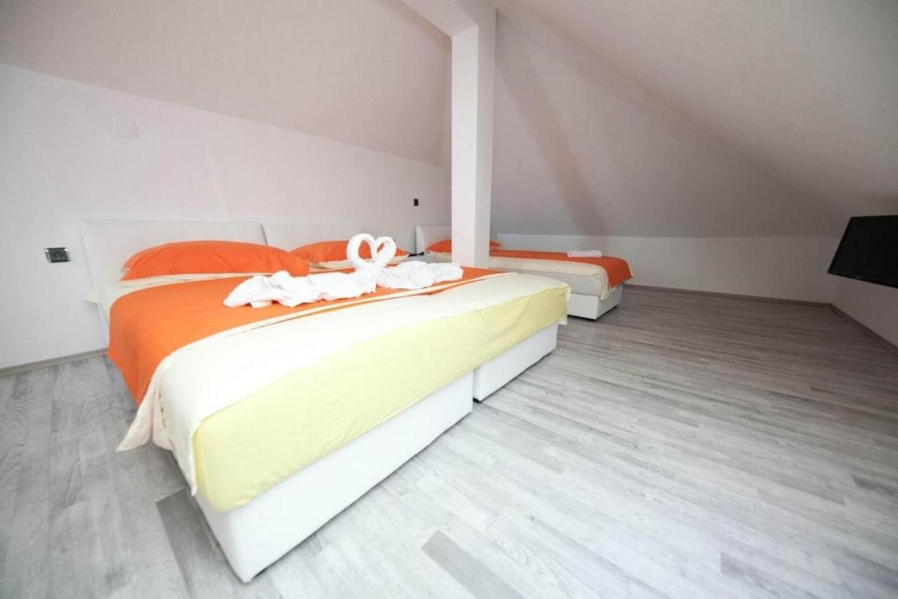 Rooms Aladino Trogir Habitación foto